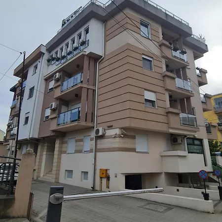 Design Business Lux 4 Star 