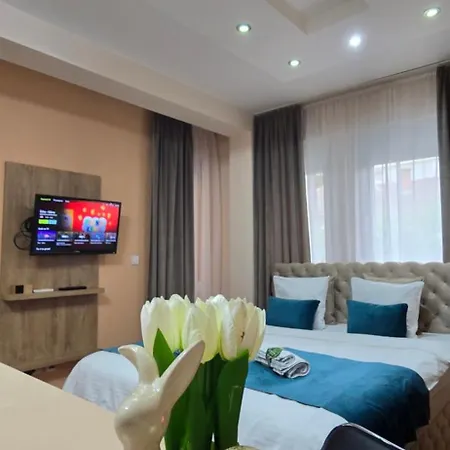 Design Business Lux 4 Star 