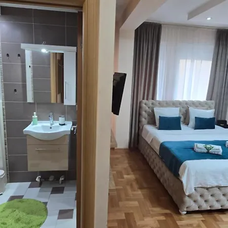 Design Business Lux 4 Star 