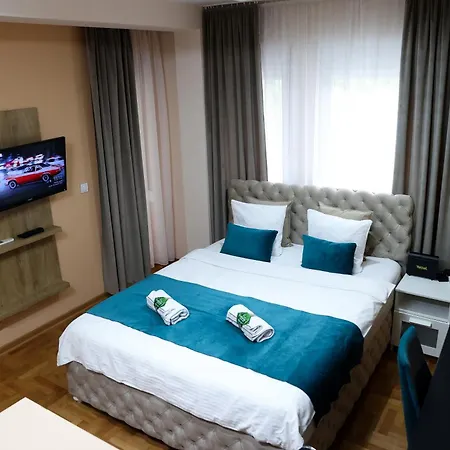 Design Business Lux 4 Star 