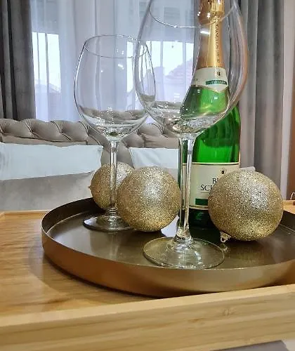 شقة Design Business Lux 4 Star 