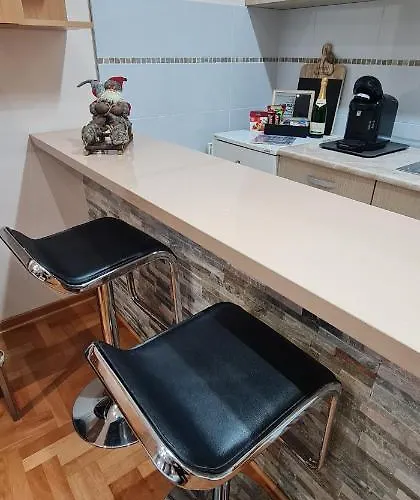 Design Business Lux 4 Star 