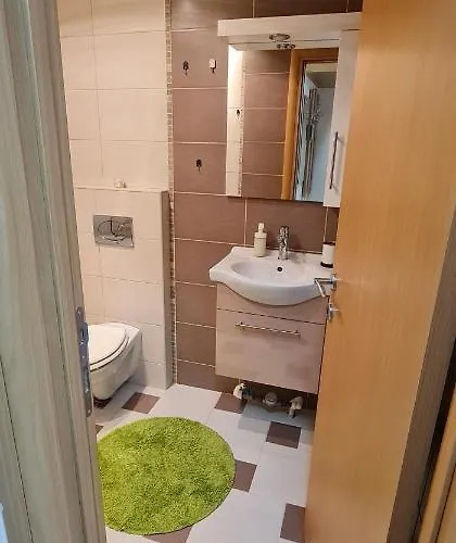 Design Business Lux 4 Star 