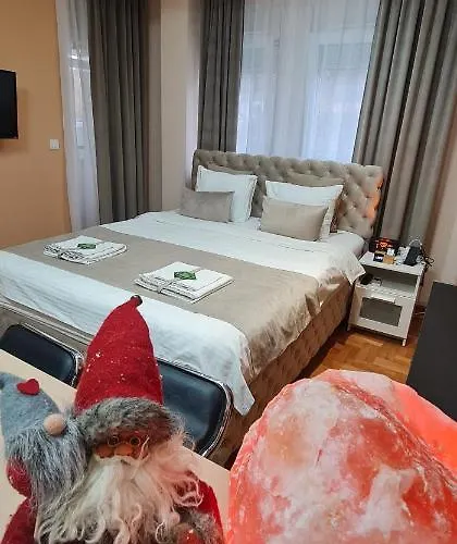 Design Business Lux 4 Star 