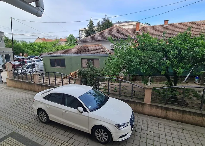 Design Business Lux 4 Star 